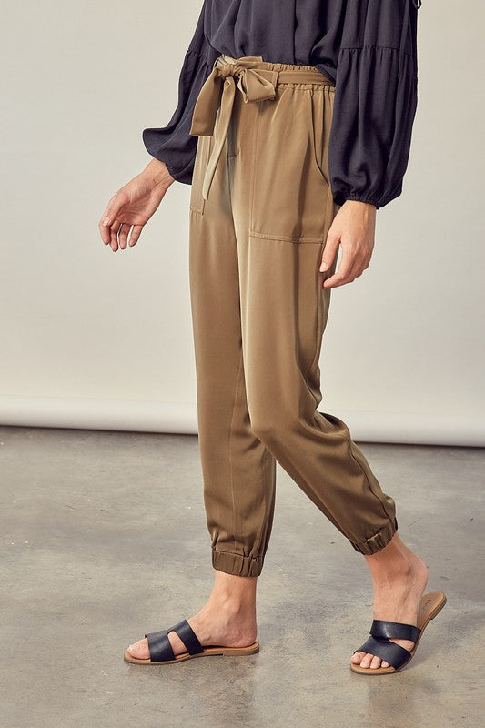 Veronica - Satin Pants with Belt