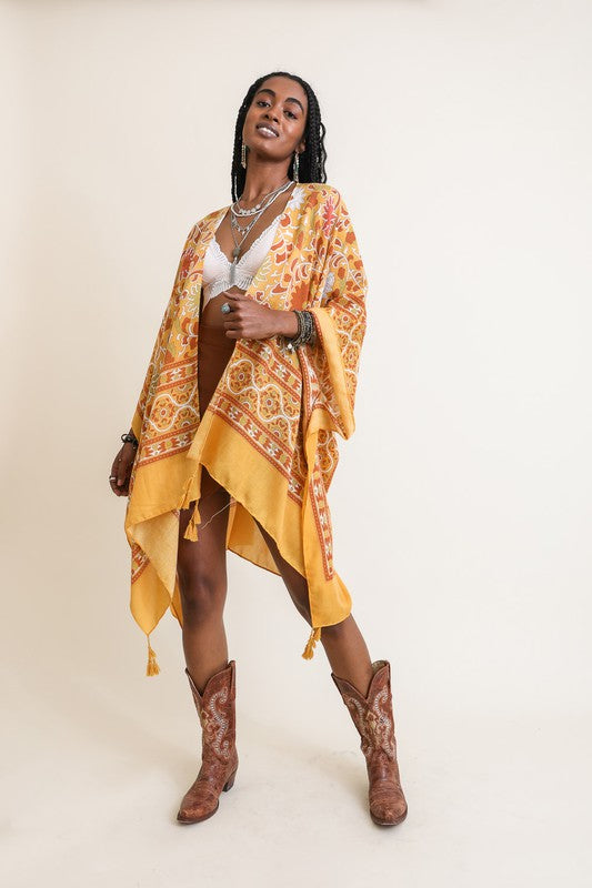 Moriah - Touch of Morroco Tapestry Tassel Kimono