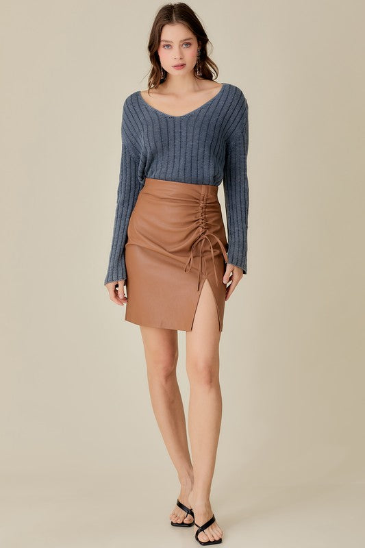 Juliet - V-Neck Washed Crop Sweater